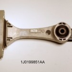 Ātrumkārbas atbalsta spilvens aizmugurējais AUDI, SEAT, SKODA, VW; O.E. 1J0199851AA