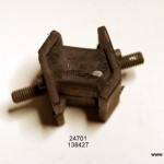 Ātrumkārbas atbalsta spilvens kreisais BMW; O.E. 24701138427 (GPD)