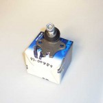 Lodbalsts (atbalsta šarnīrs) priekšējais apakšējais labais/ kreisais SEAT, VW; RTS 93-00984 (GPD 1H0407365)