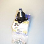 Lodbalsts (atbalsta šarnīrs) priekšējais apakšējais labais AUDI, SEAT, SKODA, VW; (RTS 93-00955-156)