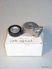 Spriegotājrullis ar mehānismu rievsiksnai AUDI, SEAT, SKODA, VW; SKF VKM31011 (O.E. 06A903315E)