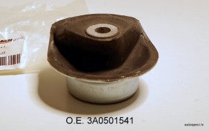 Sailentbloks bukse aizmugureja tilta Timmen_3A0501541