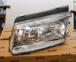 VW lukturi prieksejais kreisais